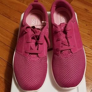 Easy Spirit Walking Sneakers